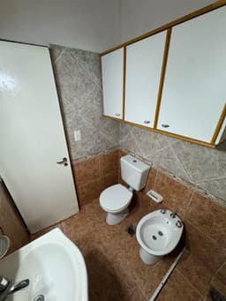 DEPARTAMENTO A DOS CUADRAS DEL CENTRO DE 1 DORMITORIO Y COCHERA — thumbnail 4