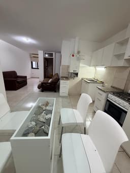 Departamento Amoblado con Cochera en el Centro de Villa Carlos Paz — thumbnail 9